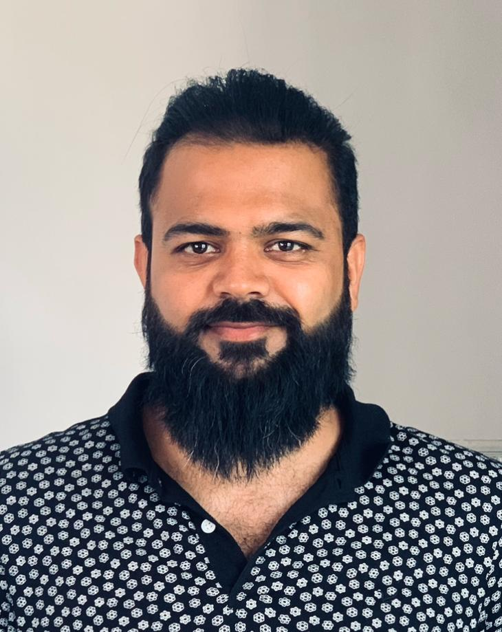 Photo of Naveed Shaikh